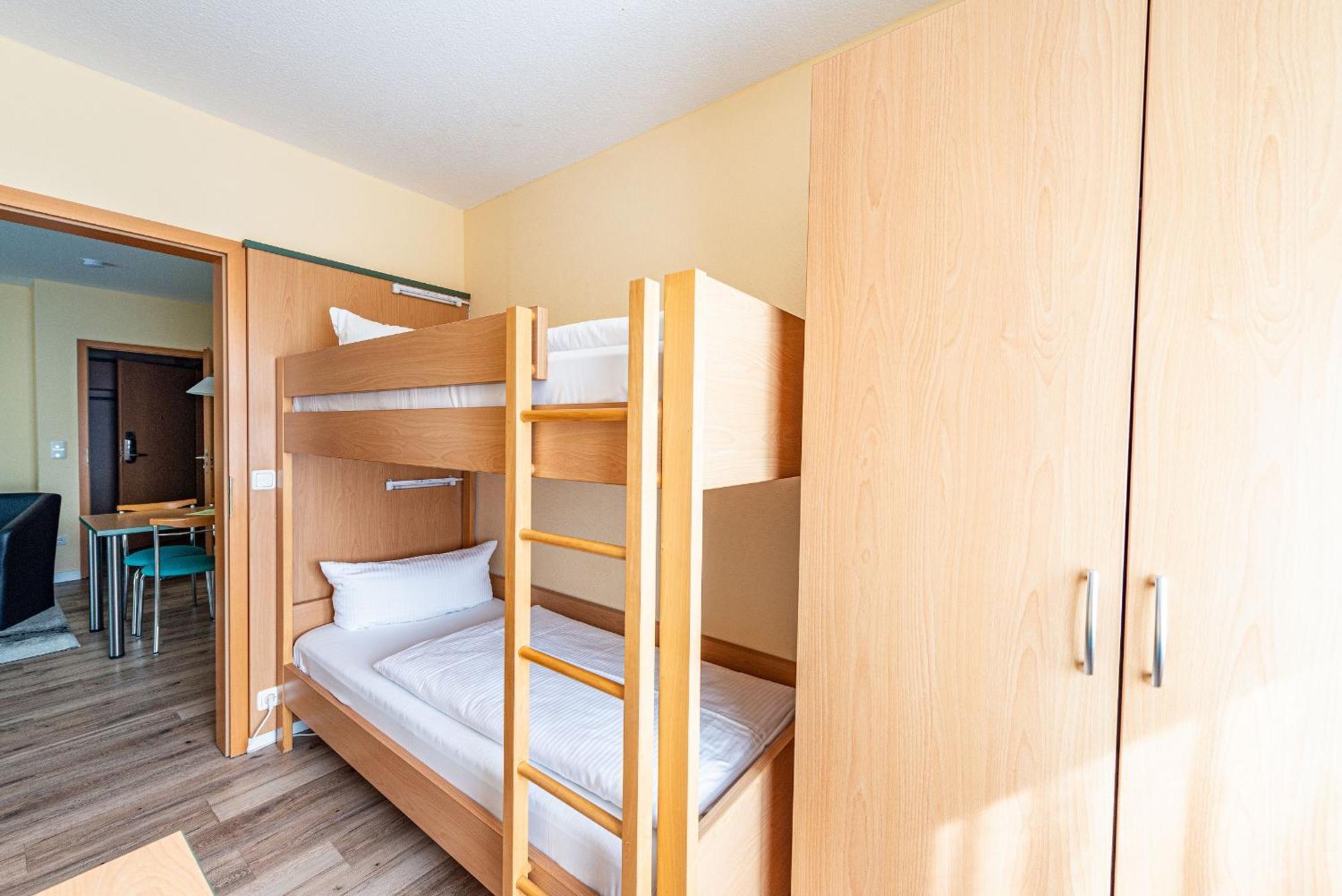 Am Weststrand Apartmenthaus Waldeck Kuehlungsborn Exterior photo