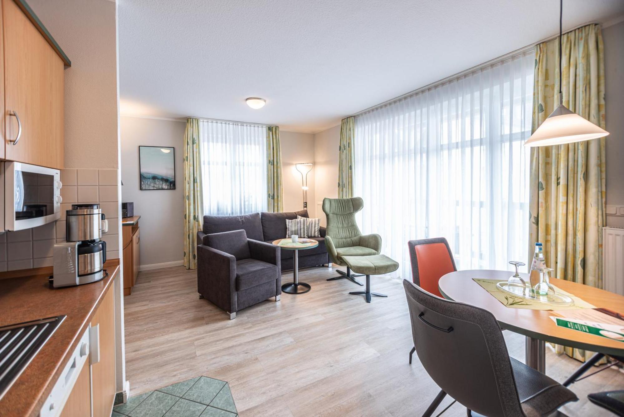 Am Weststrand Apartmenthaus Waldeck Kuehlungsborn Exterior photo