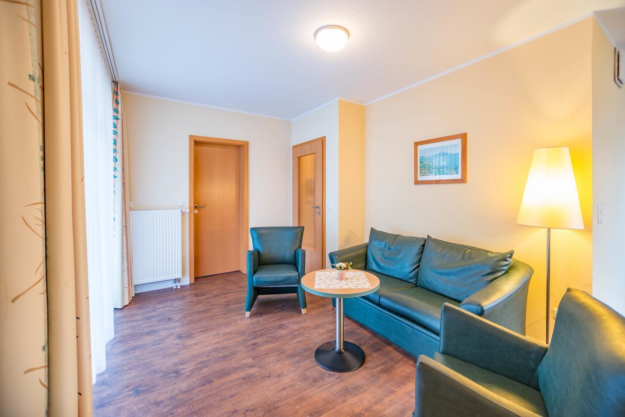 Am Weststrand Apartmenthaus Waldeck Kuehlungsborn Exterior photo