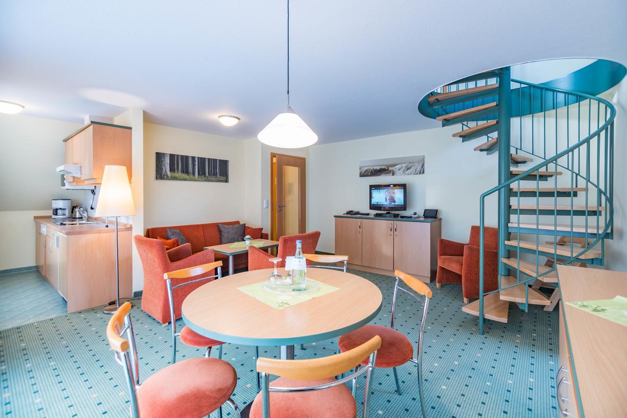 Am Weststrand Apartmenthaus Waldeck Kuehlungsborn Exterior photo